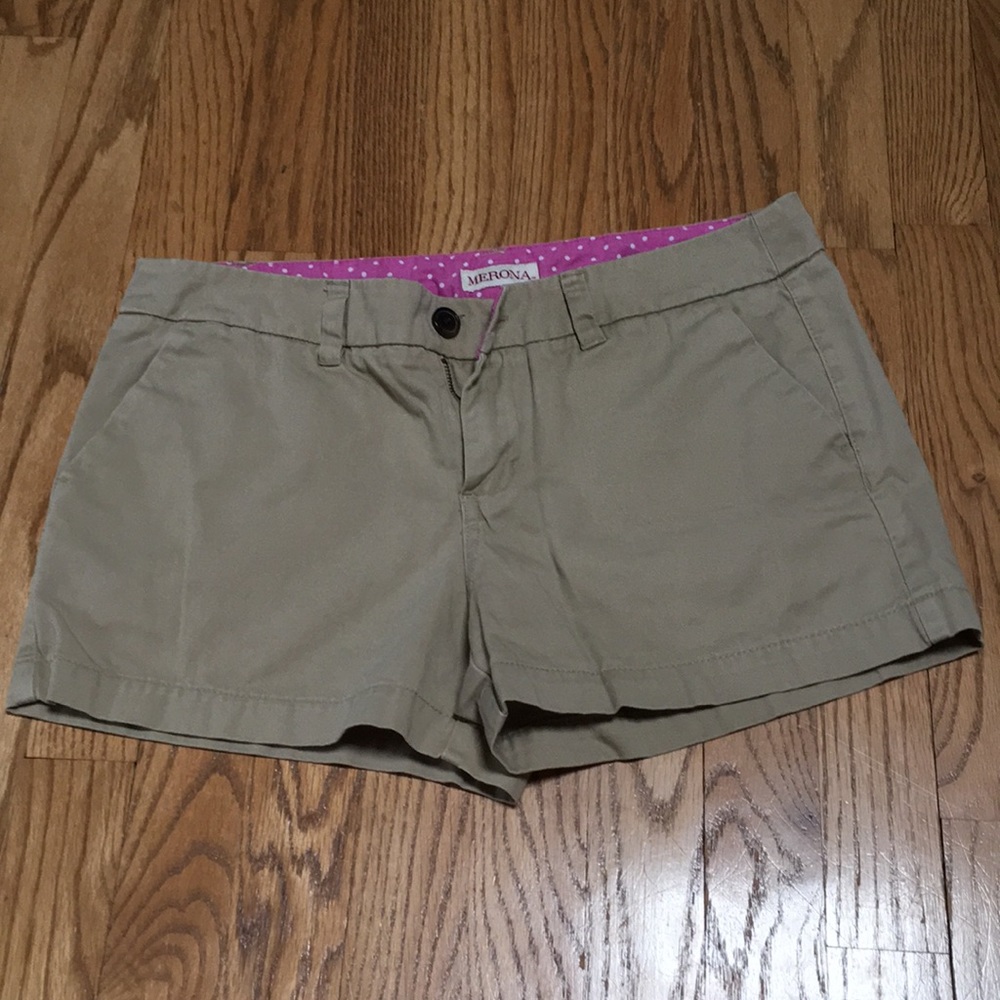 Merona size 6 Khaki shorts